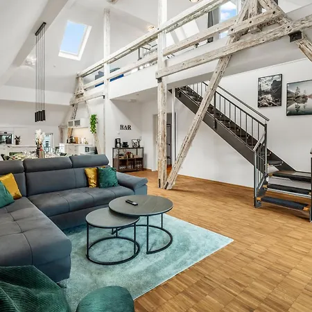 Dnd Design Loft I 170Qm I Parken I Balkon I Workstation I Netflix I Kaffee I Waschmaschine I Trockner I Xbox I Ausblick Apartment Wurzburg Exterior photo