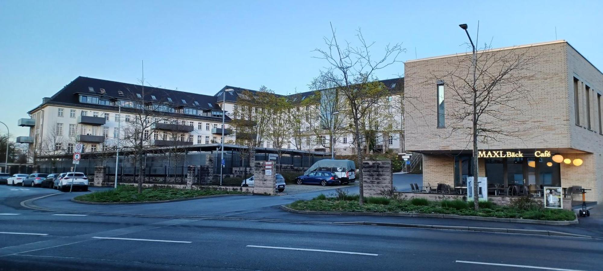 Dnd Design Loft I 170qm I Parken I Balkon I Workstation I Netflix I Kaffee I Waschmaschine I Trockner I Xbox I Ausblick Apartment Wurzburg