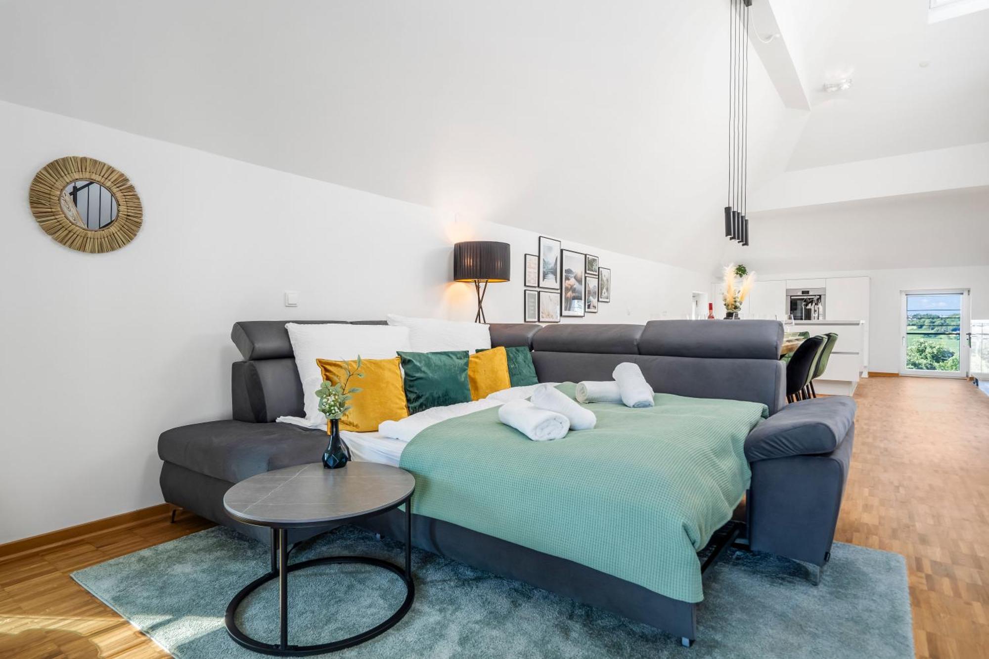 Dnd Design Loft I 170qm I Parken I Balkon I Workstation I Netflix I Kaffee I Waschmaschine I Trockner I Xbox I Ausblick Appartement Würzburg