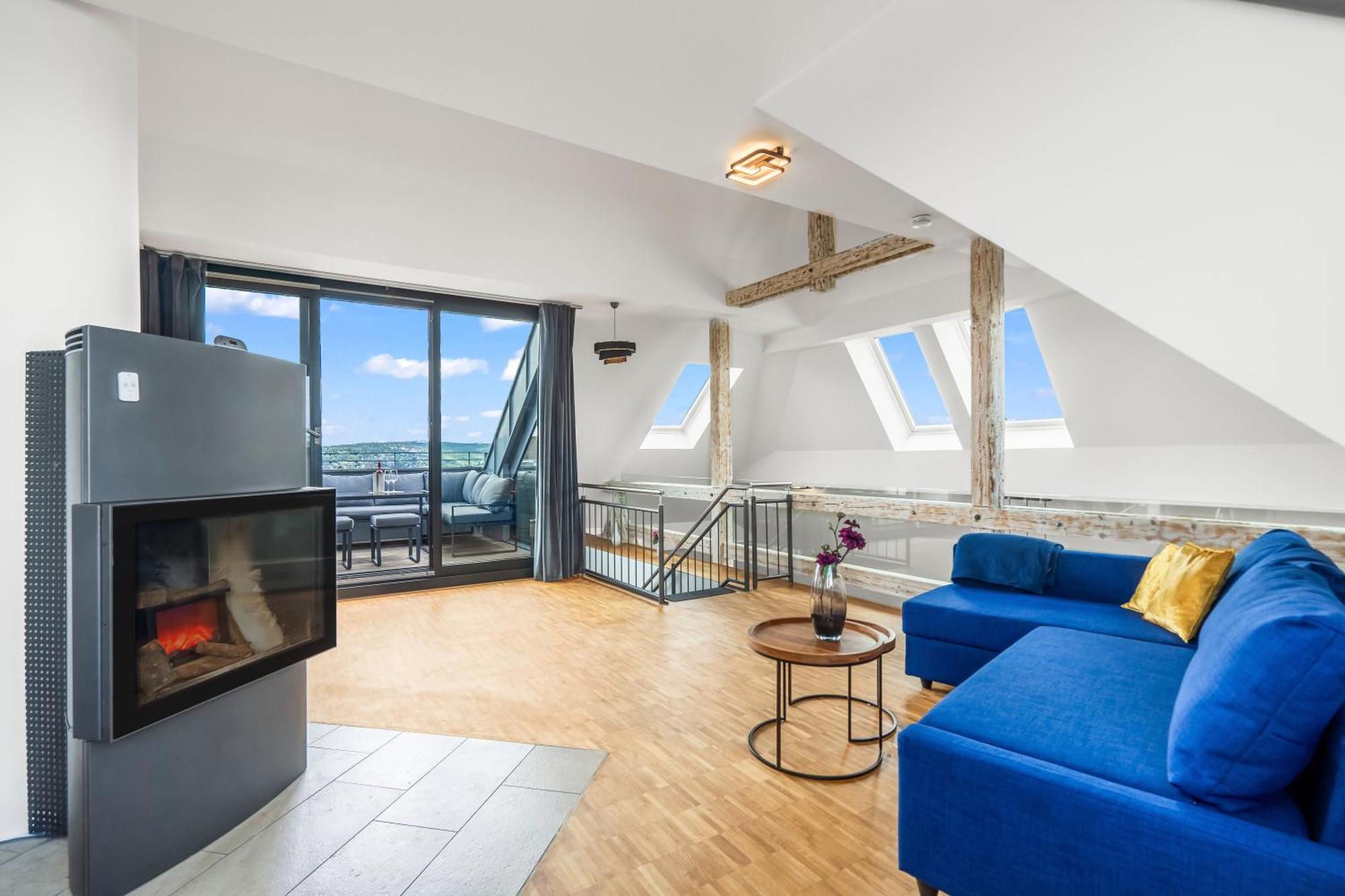 Apartment Dnd Design Loft I 170qm I Parken I Balkon I Workstation I Netflix I Kaffee I Waschmaschine I Trockner I Xbox I Ausblick Wurzburg