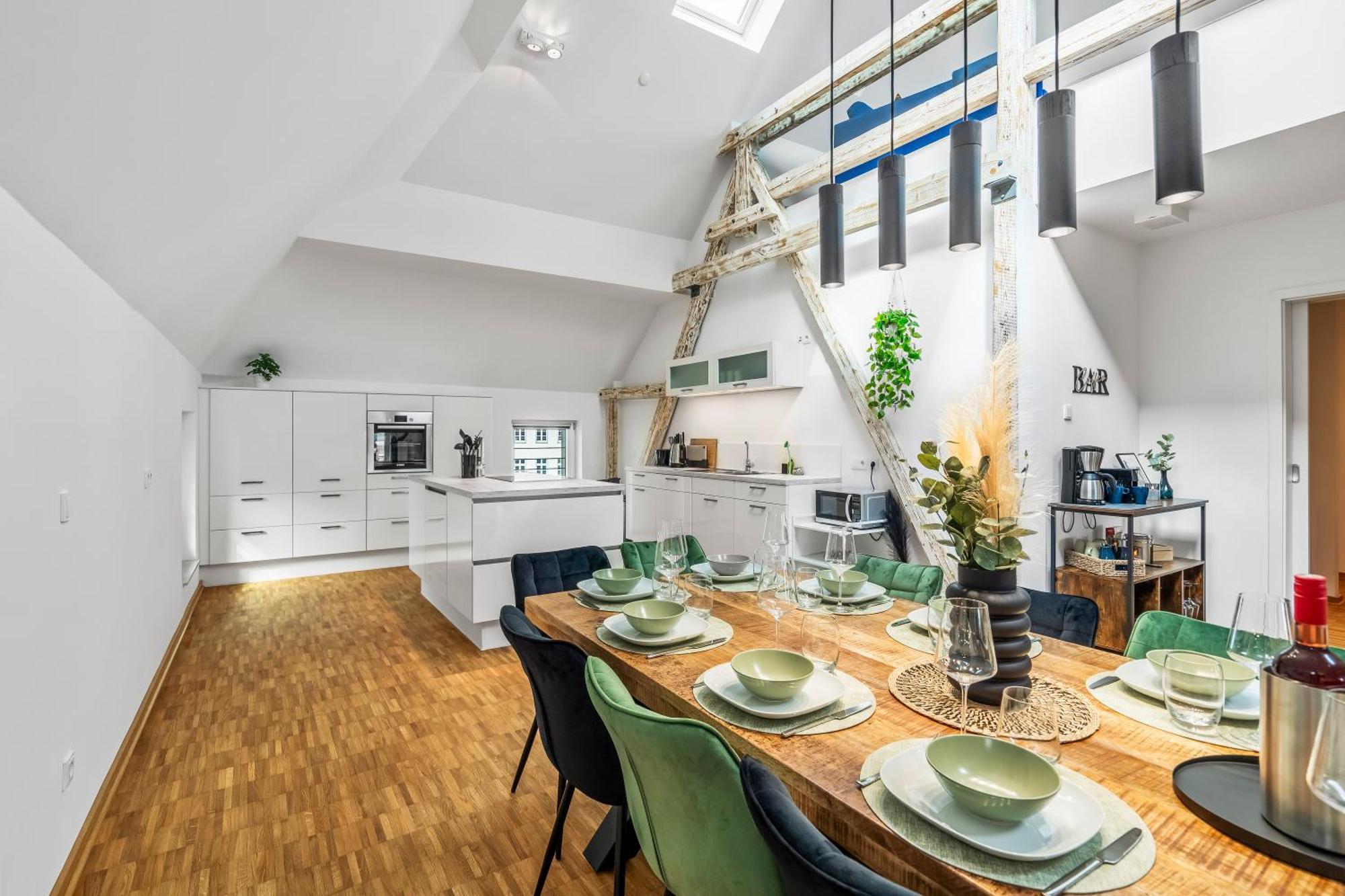 Apartment Dnd Design Loft I 170qm I Parken I Balkon I Workstation I Netflix I Kaffee I Waschmaschine I Trockner I Xbox I Ausblick Wurzburg